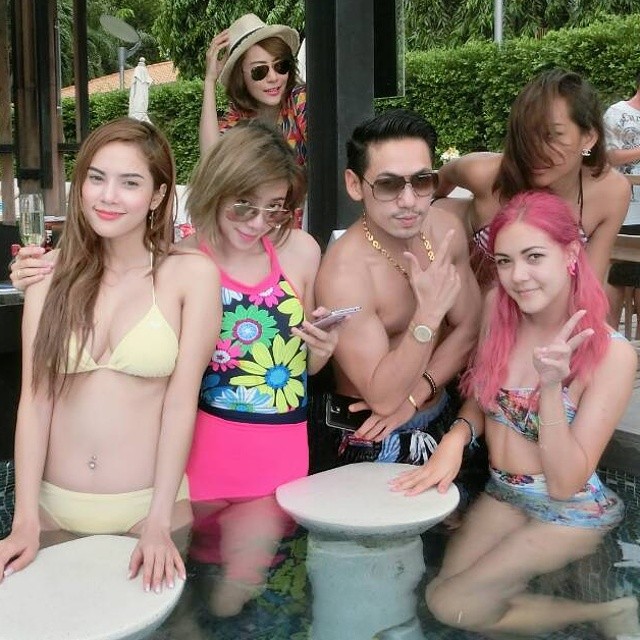 อุ้ม ลักขณา นิวเคลียร์ หรรษา อุ้ม ลักขณา นิวเคลียร์ หรรษา