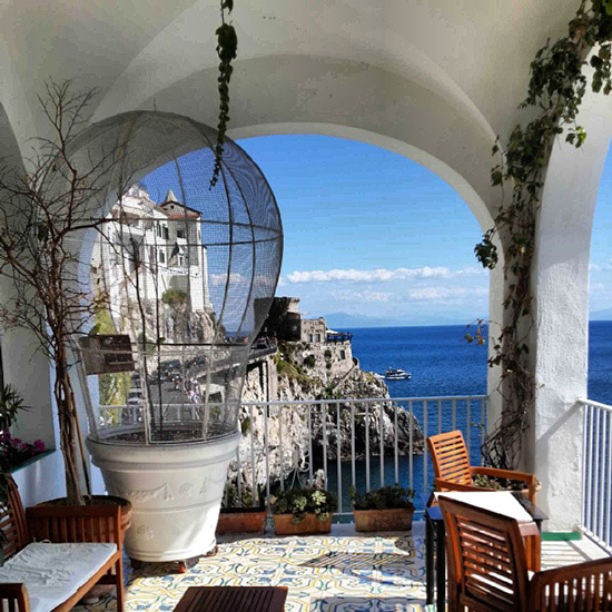 ปั้นจั่น ปรมะ ถ่ายแฟชั่นเซตที่อิตาลี ปั้นจั่น ปรมะ ถ่ายแฟชั่นเซตที่อิตาลี