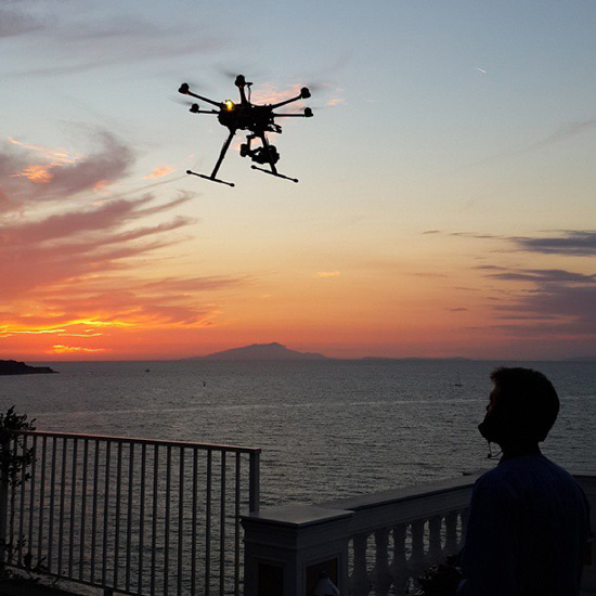 ปั้นจั่น ปรมะ ถ่ายแฟชั่นเซตที่อิตาลี ปั้นจั่น ปรมะ ถ่ายแฟชั่นเซตที่อิตาลี