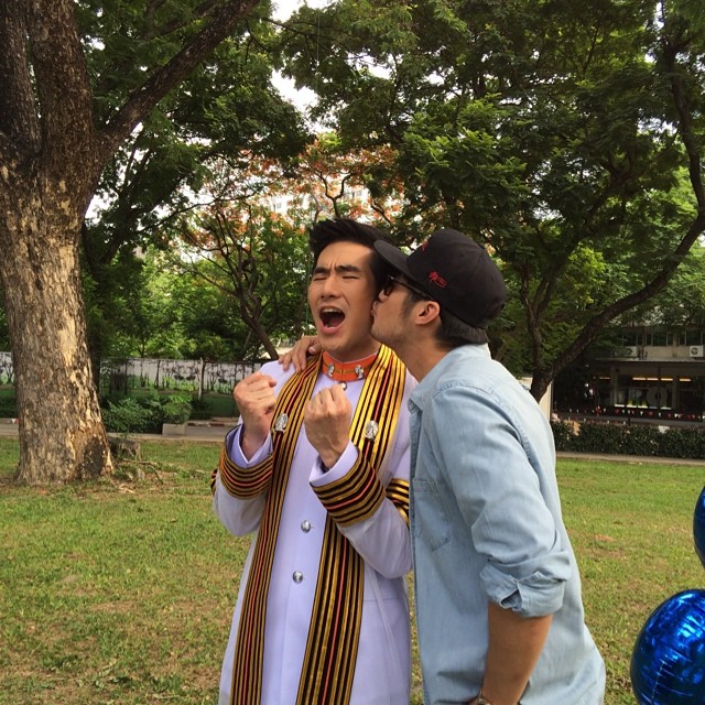 ภัทร ฉัตรบริรักษ์ รับปริญญา ภัทร ฉัตรบริรักษ์ รับปริญญา