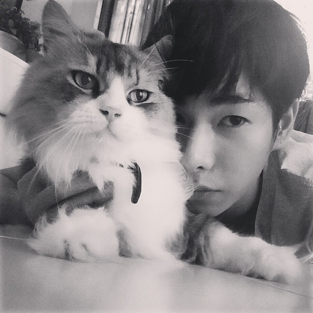 เป๊ก ผลิตโชค เป๊ก ผลิตโชค