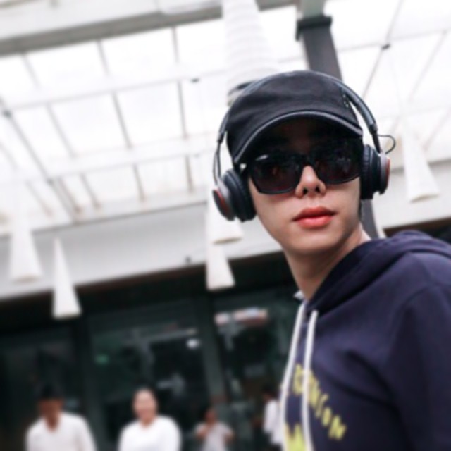 เป๊ก ผลิตโชค เป๊ก ผลิตโชค