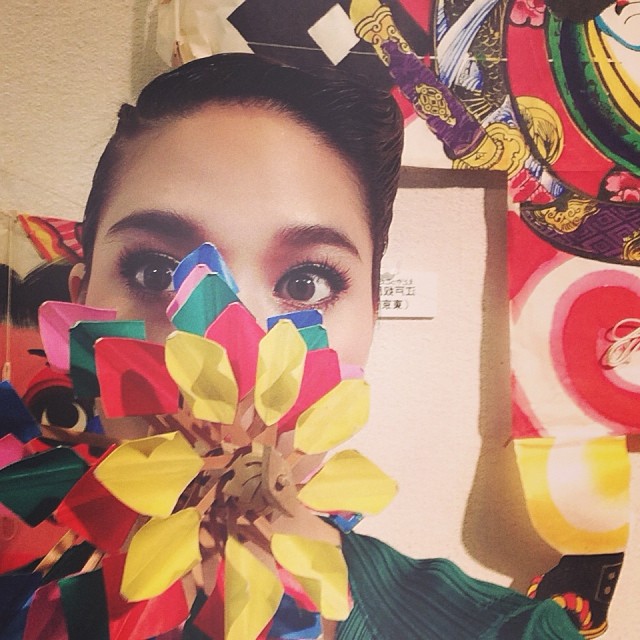 พลอย เฌอมาลย์ คริส หอวัง ถ่ายแบบ นิตยสารเพื่อนเดินทาง พลอย เฌอมาลย์ คริส หอวัง ถ่ายแบบ นิตยสารเพื่อนเดินทาง