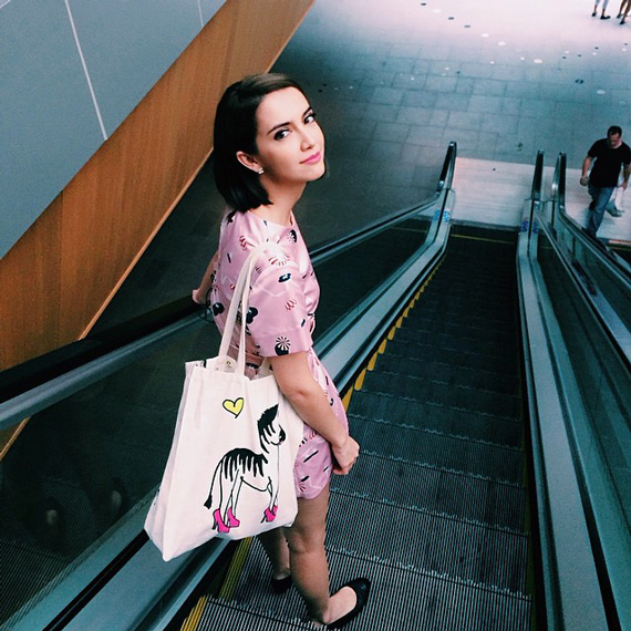 ซาร่า เล็กจ์ ซาร่า เล็กจ์