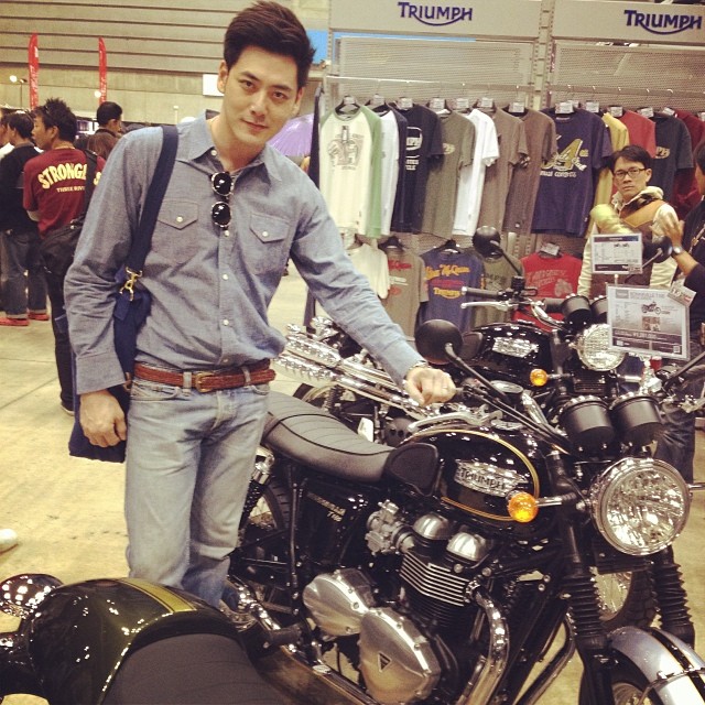 เอ็ม อภินันท์ ประเสริฐวัฒนกูล เอ็ม อภินันท์ ประเสริฐวัฒนกูล