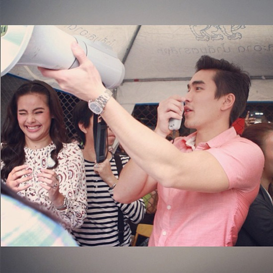 ณเดชน์ - ญาญ่า ชวนแฟนคลับร่วมทำบุญทอดกฐิน ณเดชน์ - ญาญ่า ชวนแฟนคลับร่วมทำบุญทอดกฐิน