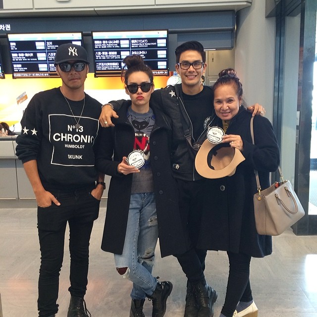 หญิง รฐา - น้อย โพธิ์งาม ญี่ปุ่น หญิง รฐา - น้อย โพธิ์งาม ญี่ปุ่น