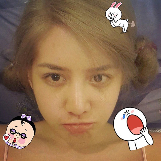 หญิง พลอยชมพู นิธิไพศาลกุล หญิง พลอยชมพู นิธิไพศาลกุล