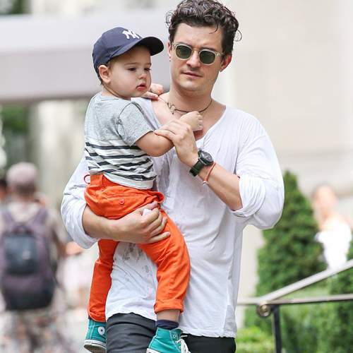 ฟลินน์ บลูม ลูกชายมิแรนด้า เคอร์ ออแรนโด้ บลูม ฟลินน์ บลูม ลูกชายมิแรนด้า เคอร์ ออแรนโด้ บลูม