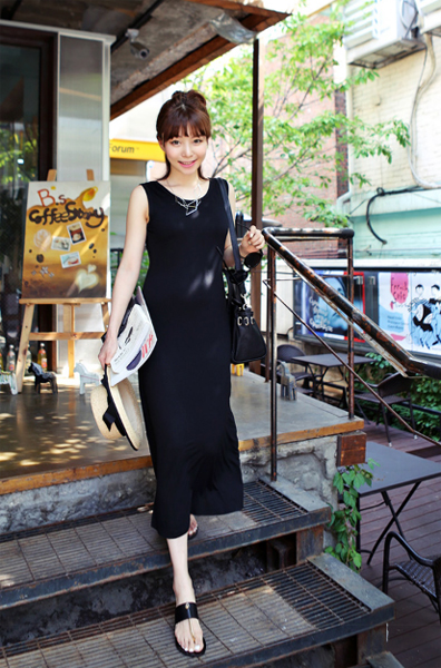 เสื้อผ้าแฟชั่นสีดำ เสื้อผ้าแฟชั่นสีดำ