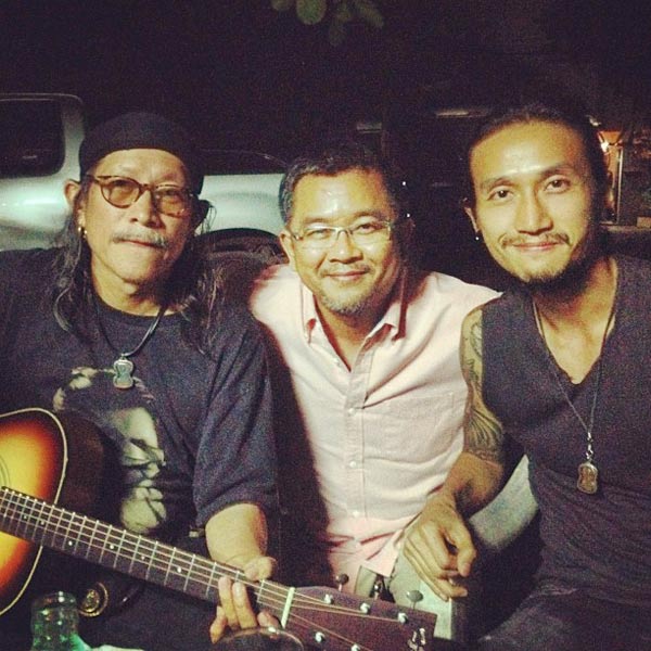 ตูน บอดี้สเเลม แอ๊ด คาราบาว