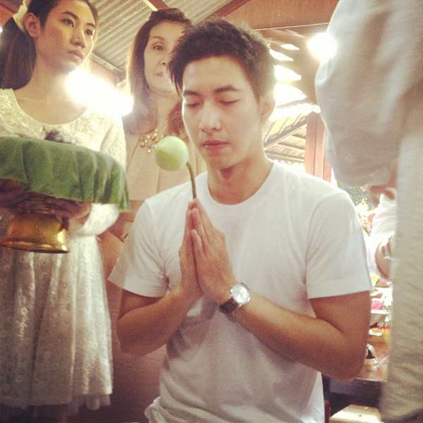 โตโน่ บวช