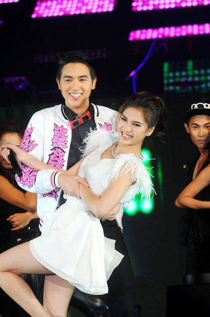 เจมส์ จิรายุ แฟนมีทติ้ง เจมส์ จิรายุ แฟนมีทติ้ง