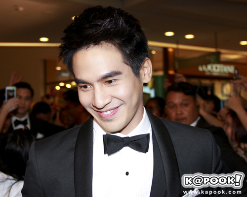 โป๊ป ธนวรรธน์ โป๊ป ธนวรรธน์