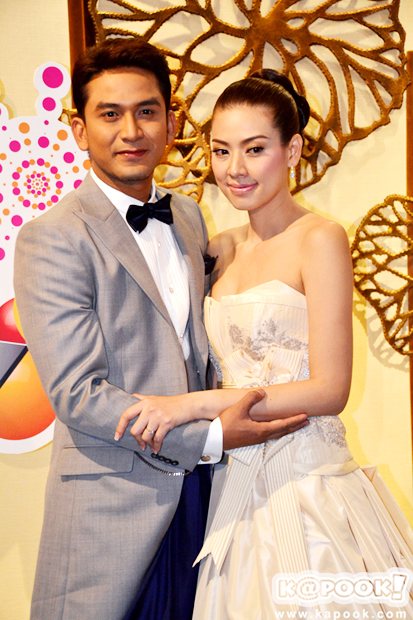 ป๋อ ณัฐวุฒิ - เอ๋ พรทิพย์ ป๋อ ณัฐวุฒิ - เอ๋ พรทิพย์