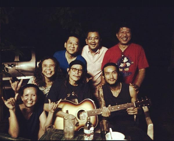 ตูน บอดี้สเเลม แอ๊ด คาราบาว