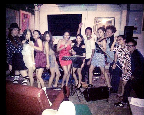 อั้ม พัชราภา เซอร์ไพรส์วันเกิด แอมป์ พิธาน