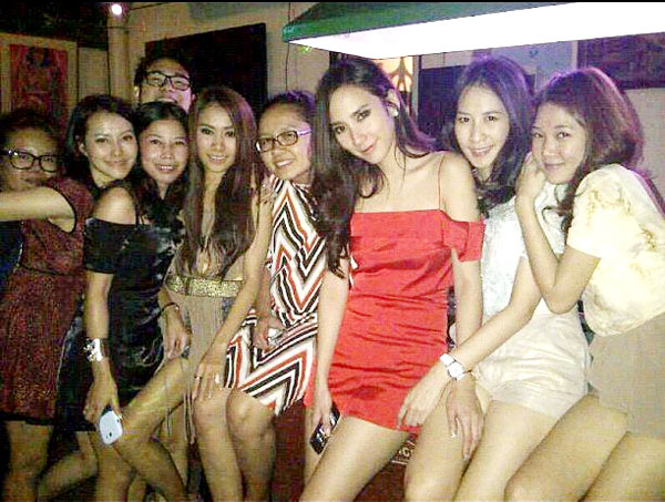 อั้ม พัชราภา เซอร์ไพรส์วันเกิด แอมป์ พิธาน