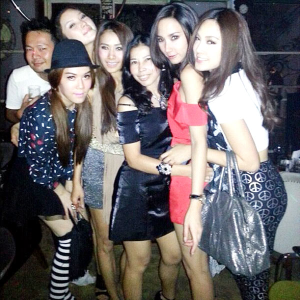 อั้ม พัชราภา เซอร์ไพรส์วันเกิด แอมป์ พิธาน