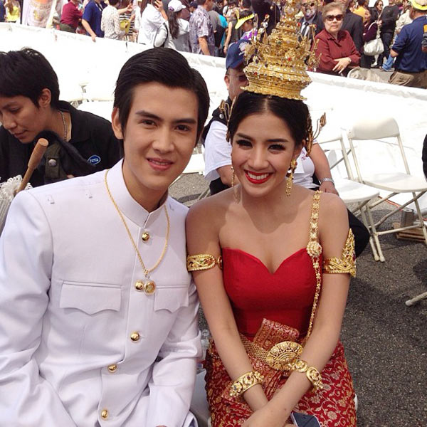 ใบเตย อาร์สยาม ป๊อบ พิชฌพัฒน์