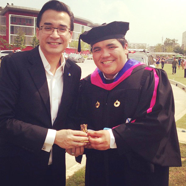 แจ็ค แฟนฉัน รับปริญญา