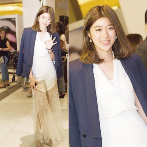 แก้ว เฟย์ฟางแก้ว แก้ว เฟย์ฟางแก้ว