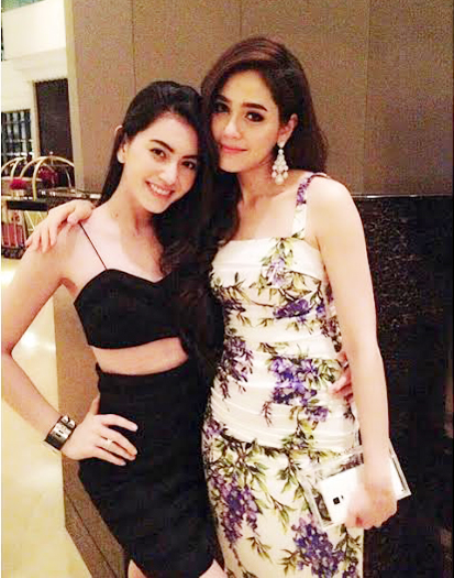 ใหม่ ดาวิกา ชมพู่ อารยา ใหม่ ดาวิกา ชมพู่ อารยา