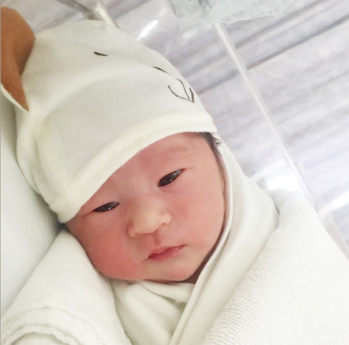 น้องชิลินลูกสาว พลอย ชิดจันทร์ น้องชิลินลูกสาว พลอย ชิดจันทร์