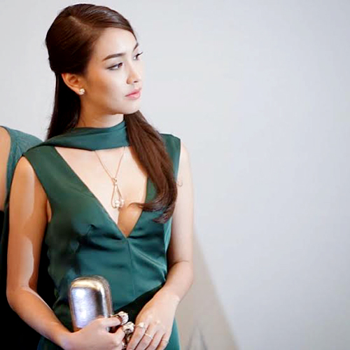 มิน พีชญา มิน พีชญา