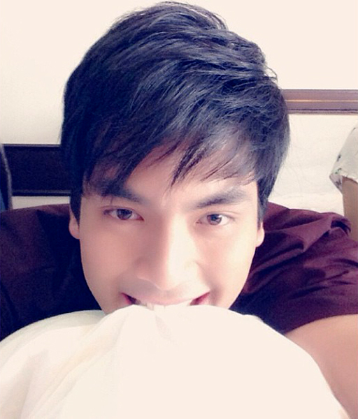 บอม ธนิน mv เพลง ไม่อยากจะรับรู้ Etc. บอม ธนิน mv เพลง ไม่อยากจะรับรู้ Etc.