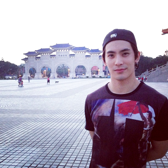 สน ยุกต์ สน ยุกต์