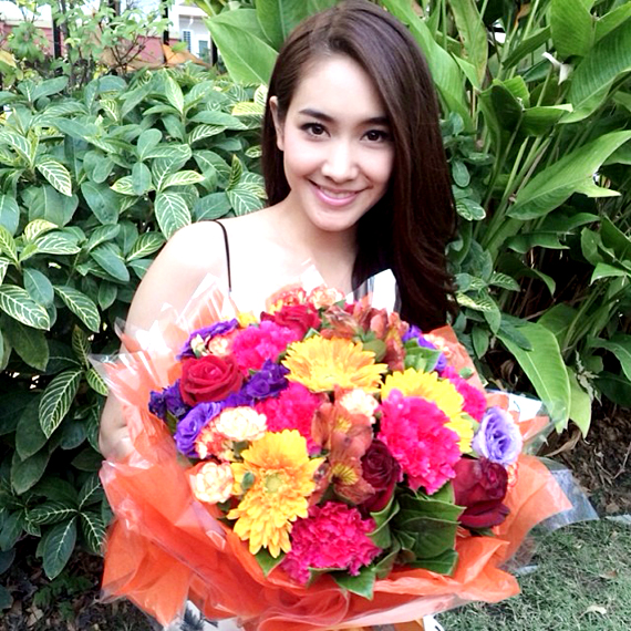 มิน พีชญา มิน พีชญา