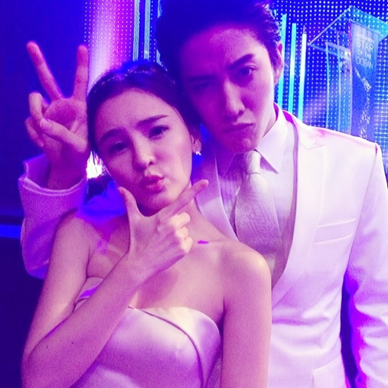 ไมค์ พิรัชต์, ออม สุชาร์ ไมค์ พิรัชต์, ออม สุชาร์