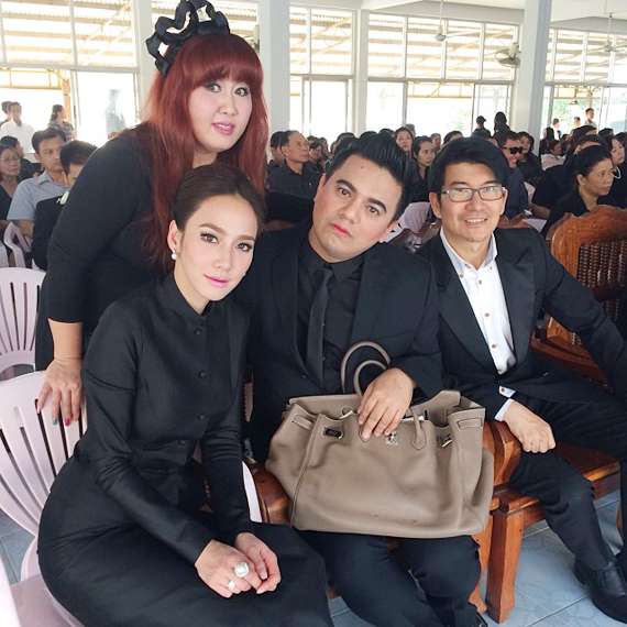 พระราชทานเพลิงศพคุณตา อั้ม พัชราภา พระราชทานเพลิงศพคุณตา อั้ม พัชราภา