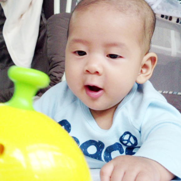 น้องภูดิศ ลูกป๋อ เอ๋ น้องภูดิศ ลูกป๋อ เอ๋