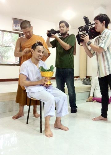 ติ๊ก เพลย์กราวด์ บวช ติ๊ก เพลย์กราวด์ บวช