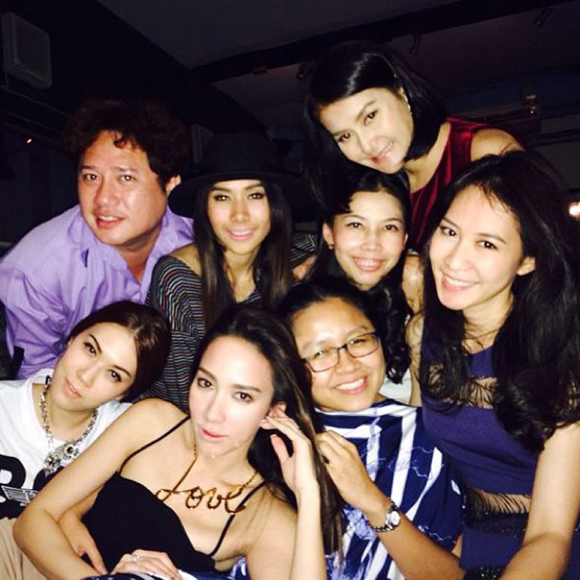 อั้ม แอมป์ อั้ม แอมป์