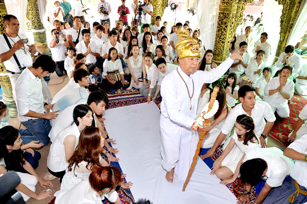 พิธีครอบครู ช่อง 7 พิธีครอบครู ช่อง 7