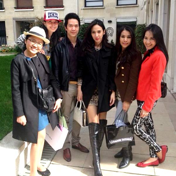 อั้ม พัชราภา แอมป์ พิธาน