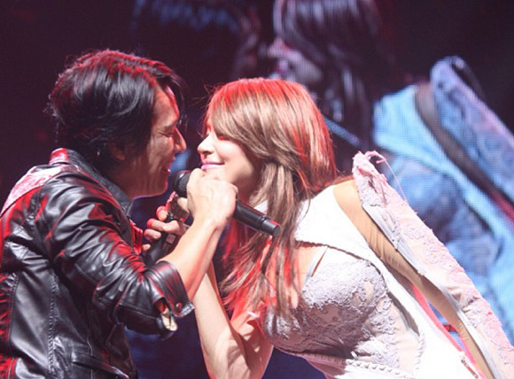 หนุ่ย อำพล มาช่า คอนเสิร์ต มือขวาสามัคคี Reunion หนุ่ย อำพล มาช่า คอนเสิร์ต มือขวาสามัคคี Reunion