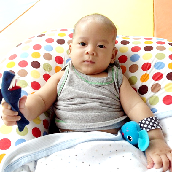 น้องภูดิศ ลูกป๋อ เอ๋ น้องภูดิศ ลูกป๋อ เอ๋