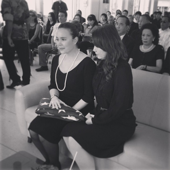 ทาทา ยัง พ่อทาทายัง ทาทา ยัง พ่อทาทายัง