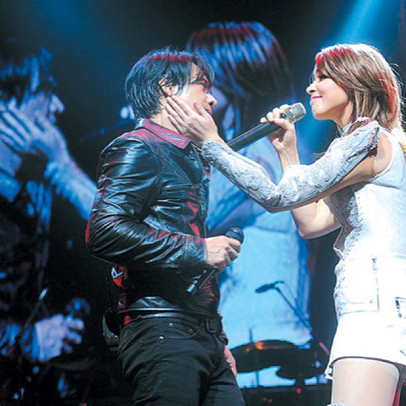 หนุ่ย อำพล มาช่า คอนเสิร์ต มือขวาสามัคคี Reunion หนุ่ย อำพล มาช่า คอนเสิร์ต มือขวาสามัคคี Reunion