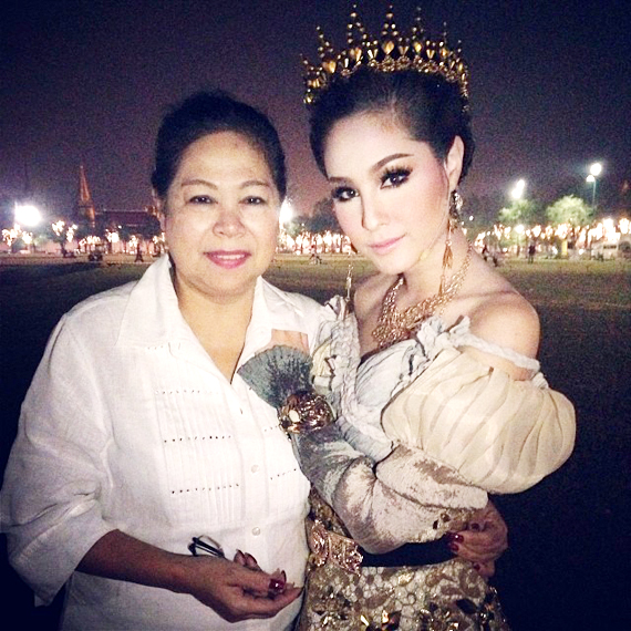 ขวัญ อุษามณี ละครเวที มหาชาติ มหาบุรุษ ขวัญ อุษามณี ละครเวที มหาชาติ มหาบุรุษ