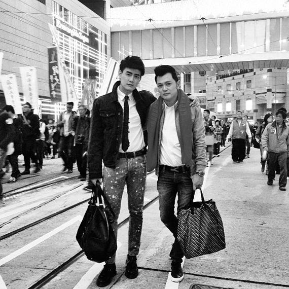 ฟลุค ซีควินท์ แอปเปิ้ล สีสะเหงียน ฟลุค ซีควินท์ แอปเปิ้ล สีสะเหงียน