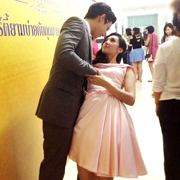 เจมส์ จิรายุ เบลล่า เจมส์ จิรายุ เบลล่า