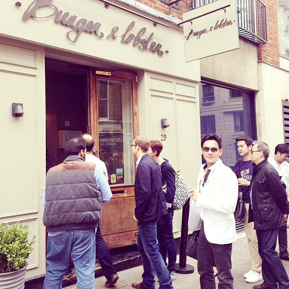 ฟลุค นาตาลี เที่ยวลอนดอน ฟลุค นาตาลี เที่ยวลอนดอน