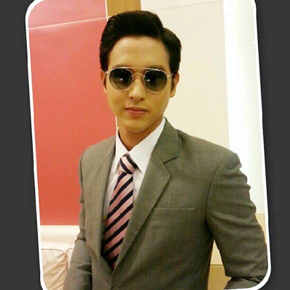 ปาร์ตี้ยามบ่ายกับคุณชายพุฒิภัทร ปาร์ตี้ยามบ่ายกับคุณชายพุฒิภัทร