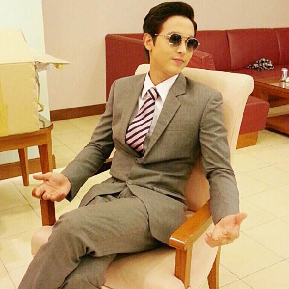 ปาร์ตี้ยามบ่ายกับคุณชายพุฒิภัทร ปาร์ตี้ยามบ่ายกับคุณชายพุฒิภัทร