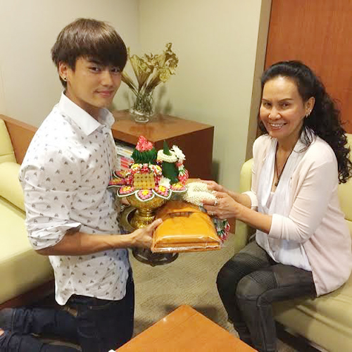 ฮั่น เดอะสตาร์ลาบวช ฮั่น เดอะสตาร์ลาบวช